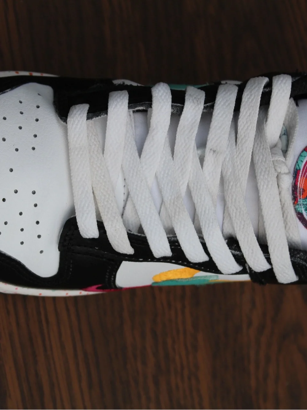 Nike Dunk Low DF4623-131 women Black/White Colorblock Lace-Up Low Top